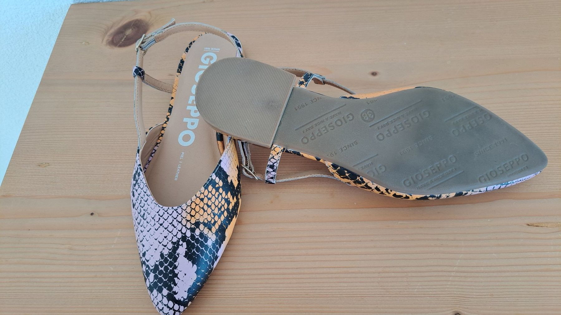 Scarpe da donna: Sling Pumps Ballerina Gr. 38, Leder multicolor – Nuovo (secondo la descrizione) da Glarus venduto da Froschteich 2