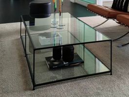 Couchtisch mit Glasplatten und schwarzem Metallrahmen, 80CHF