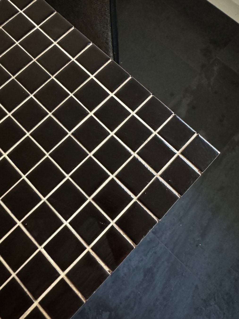 Ikea Tavoli: Tisch quadratisch Keramikplättchen – Usato da Biel/Bienne venduto da ray-ray 1