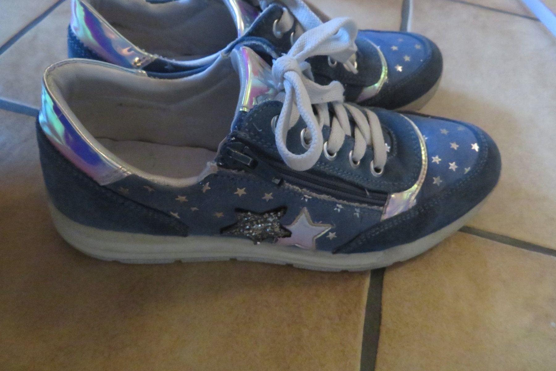 Schuhe für Mädchen: Leder-Halbschuhe  Gr. 37 – Gebraucht aus Steckborn von Bibendum02 9