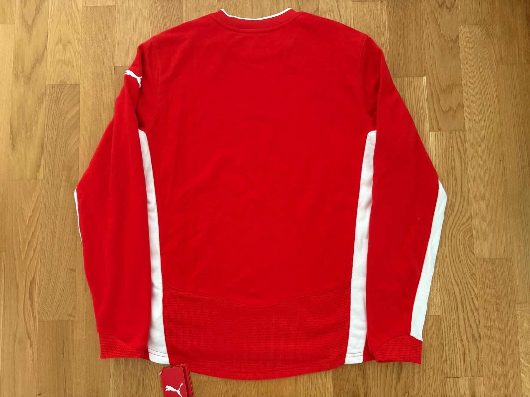 Schweizer Nati Canottiere & Pantaloni: ORIGINAL SCHWEIZ NATI PULLOVER NEU PUMA S GRATIS VERSAND – Nuovo e nell'imballaggio originale da Zürich venduto da TRIKOTKAISER 3