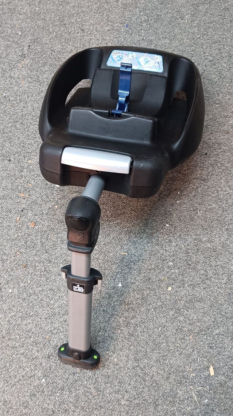 Maxi-Cosi Auto-Kindersitze: Maxi-Cosi EasyBase – Gebraucht aus Worben von Nierenstein