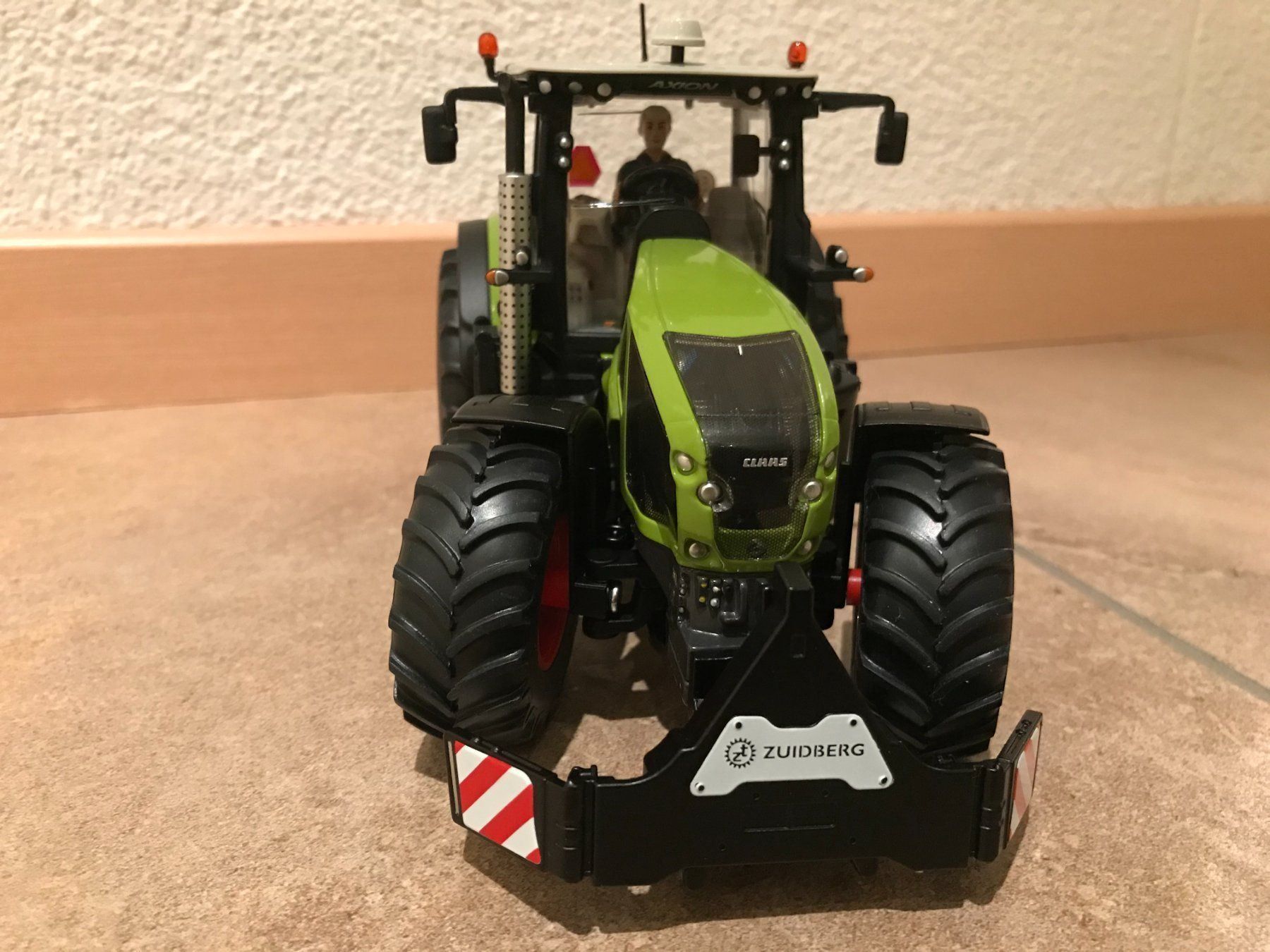 Claas Trattori: SIKU Claas Axion 920 – Nuovo e nell'imballaggio originale da Kreuzlingen venduto da Stefan1150 1
