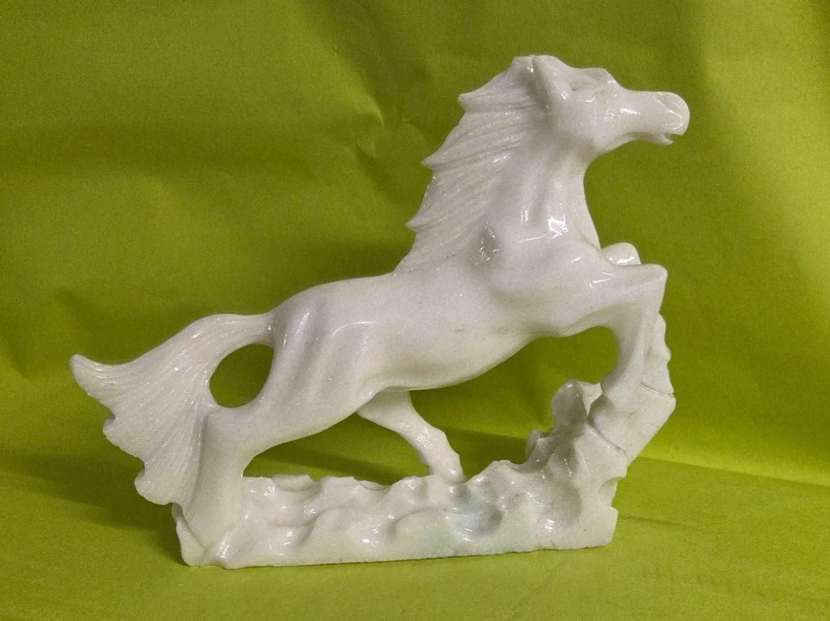 Sculture & Statue: Pferd 30cm aus Marmor – Nuovo (secondo la descrizione) da Roggliswil venduto da Mabelco 1