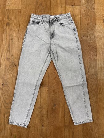 Graue Jeans "gina tricot perfect jeans", Grösse 38