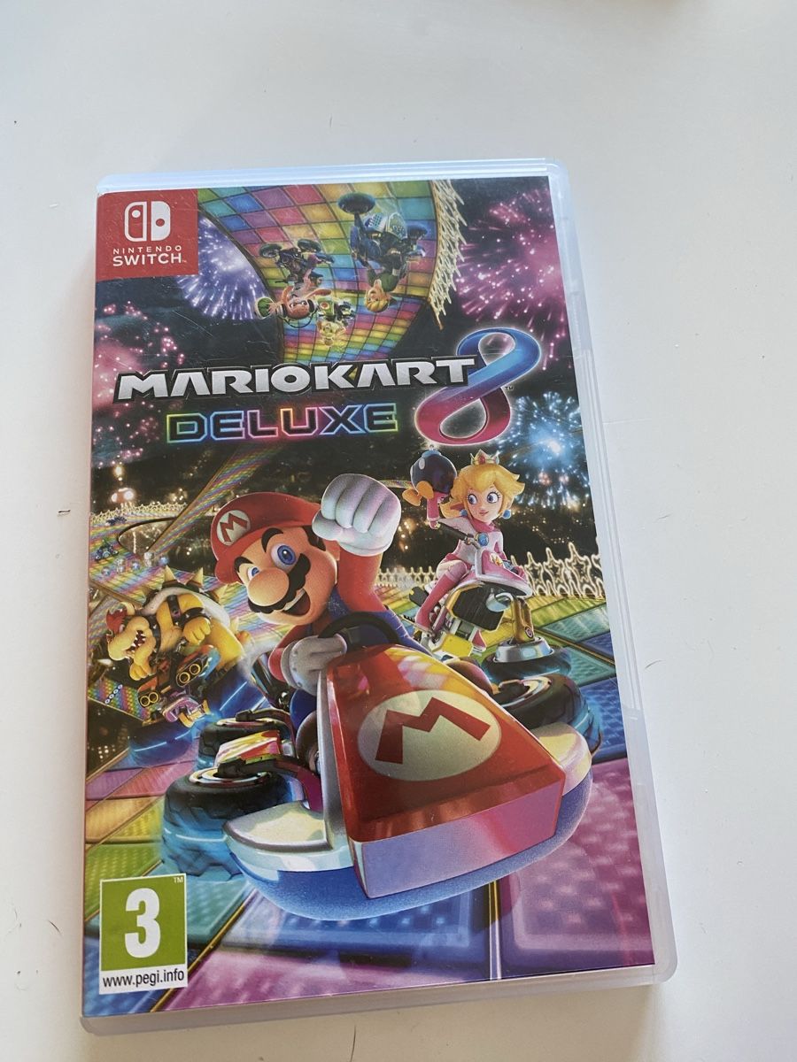 Nintendo Console: Console Nintendo Switch OLED + 8 jeux + accessoires – Nuovo (secondo la descrizione) da Vevey venduto da sasa2008 3