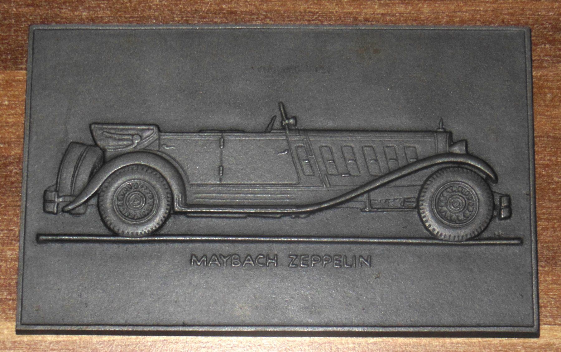 Insegne: MAYBACH ZEPPELIN Kunstguss Plakette – Usato da Münchwilen TG venduto da ecudos10 1