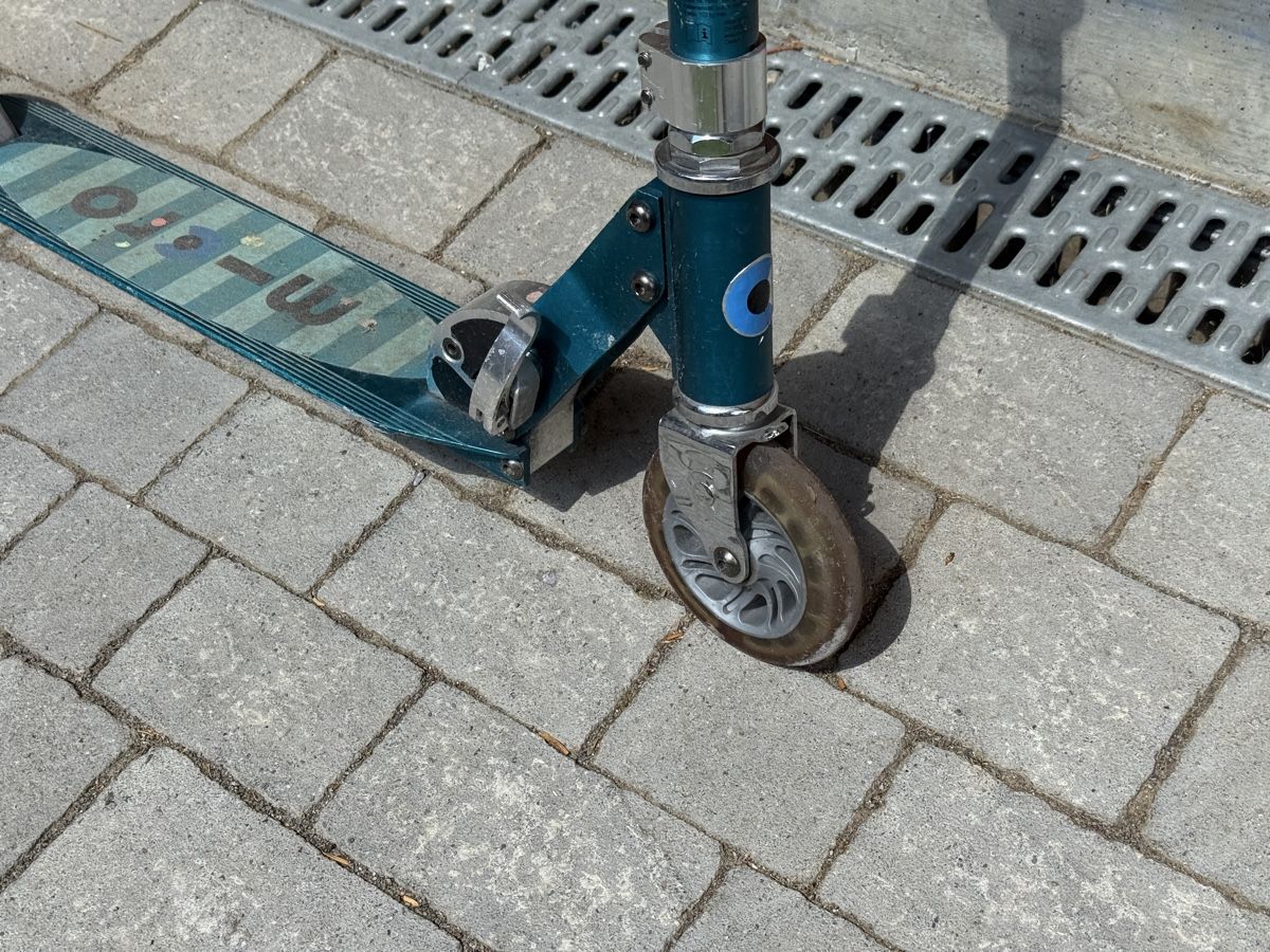 Micro Kickboard: Micro Scooter Kinder Tretroller Kinderroller blau gebraucht – D'occasion à Villmergen par phi_h8bd 3