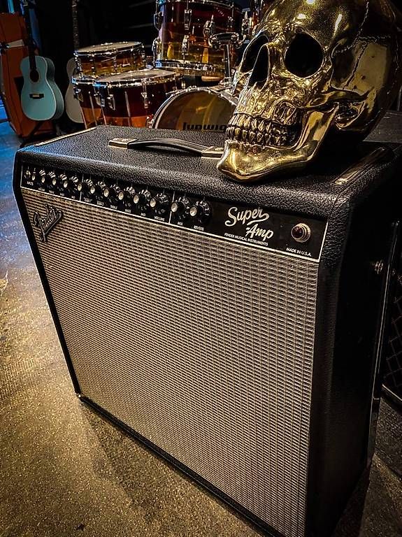 Fender Amplificatori: Fender Super Amp – Usato da Montreux venduto da Alligator-AMPS