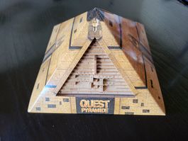 Quest Pyramide - Escape Room in einer Pyramide - Holz