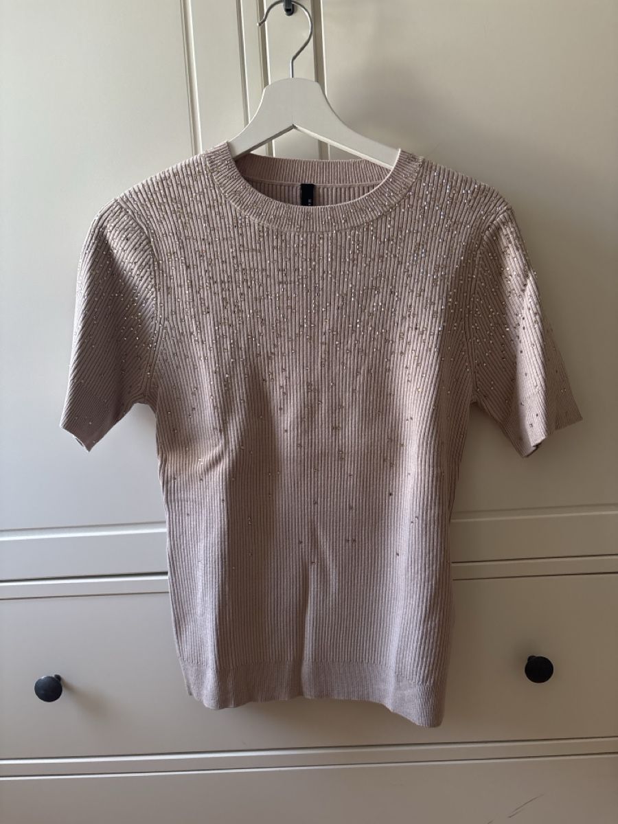Guess Pulls & Sweat-shirts: MARCIANO by GUESS Pullover kurzarm mit Strass – D'occasion à Bülach par emi_s5h5