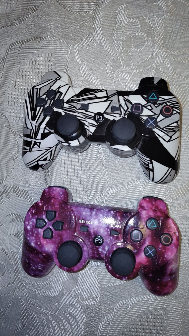 Sony Console: 2x Wireless Controller (PS3 & PC kompatibel) – Usato da Niederhasli venduto da N.Dahn