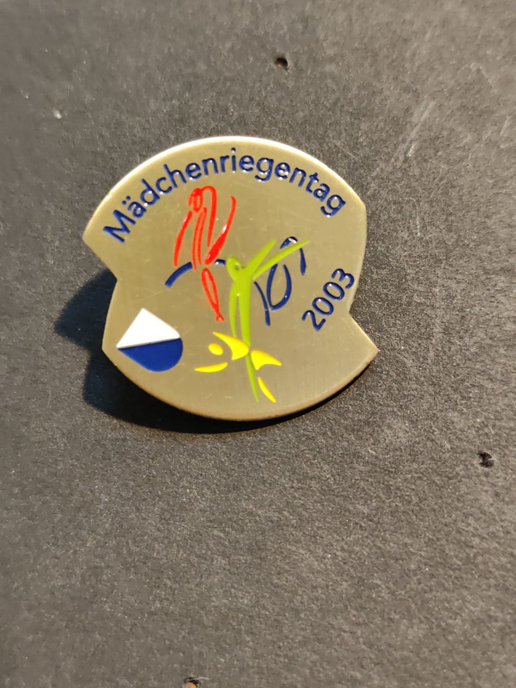 Placchette & Badge: 3 Pins - Mädchenriegetag ZH – Usato da Dürnten venduto da 999999 1