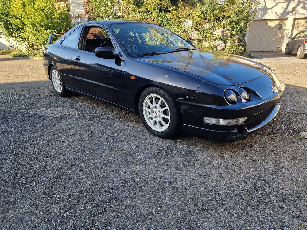 Honda Integra aufgrund Familie