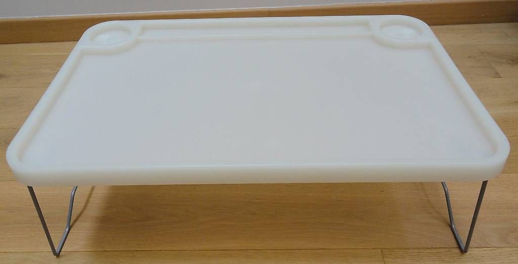 Ikea Pareti & Soffitti: Plateau de lit 🛏️ – Usato da St-Livres venduto da lune_bleue