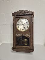 Wanduhr Holz Pendeluhr Zifferblatt mit Zahlen antik