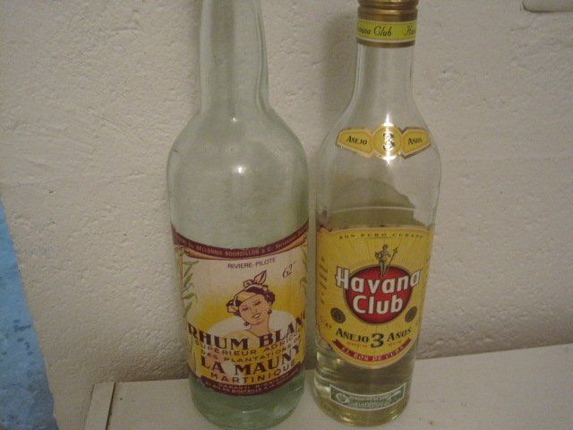 Bevande alcoliche: 2 BOUTEILLES DE RHUM – Usato da Murten venduto da Selliot