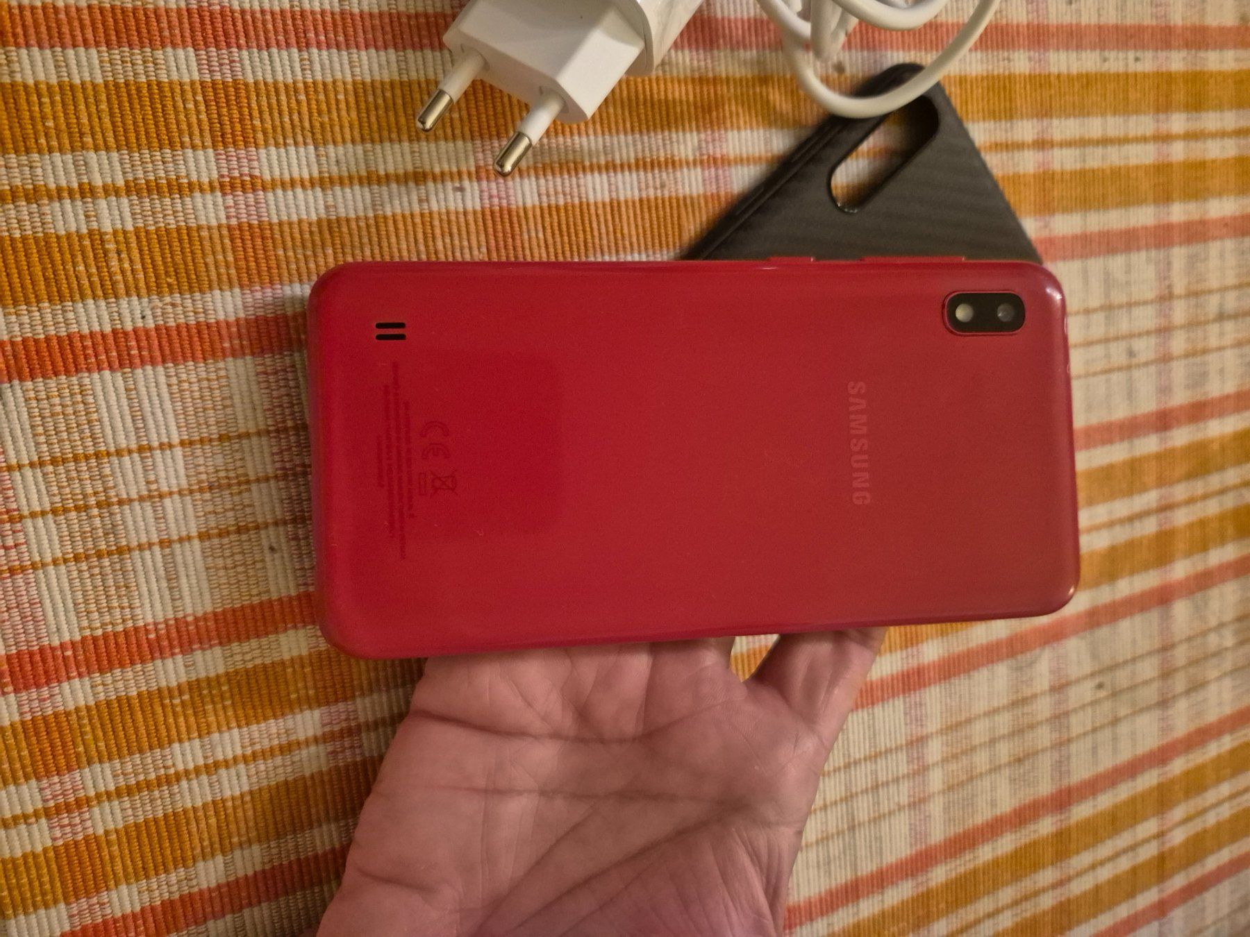 Samsung Telefoni cellulari / Smartphones: Samsung A10 32gb Duos red – Usato da St. Gallen venduto da Juhasli 3