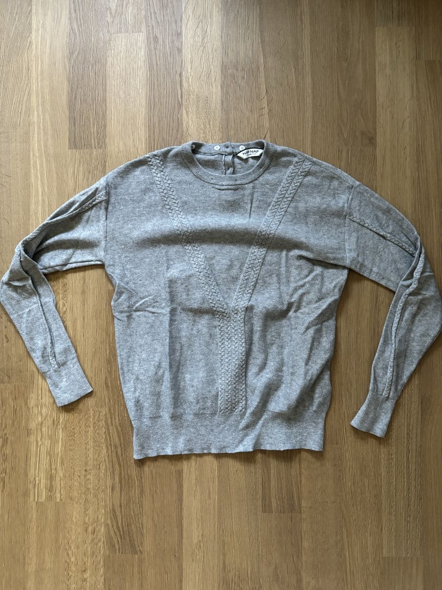 Nafnaf Pulls & Sweat-shirts: NAF NAF Pullover grau – D'occasion à Bern par gwilla