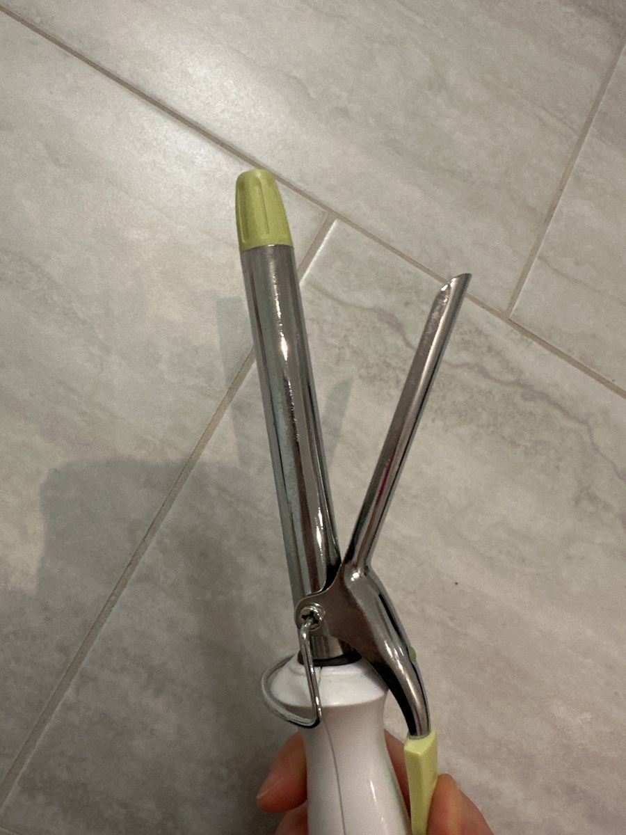 Philips Lockenstäbe & Haarglätter: Philips Lockenstab SalonCurl Essential – Gebraucht aus Rorschach von bees1 1