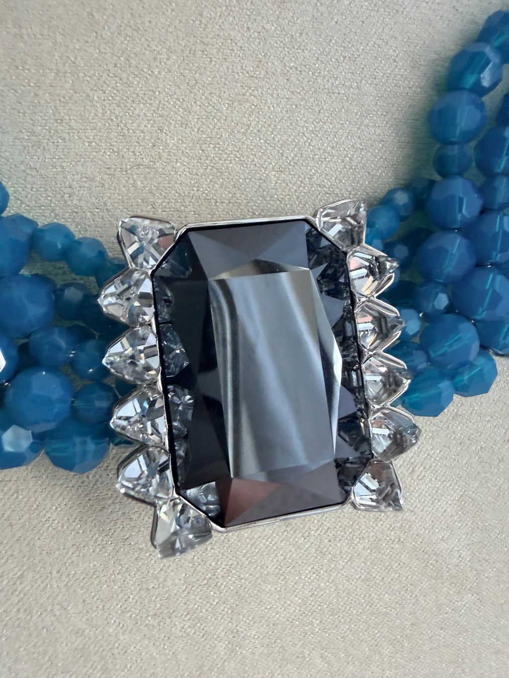 Swarovski Catenine: SWAROVSKI Collier mit Ohrstecker blau – Nuovo (secondo la descrizione) da Brütten venduto da Rod816 3
