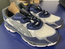 Asics Gel - NYC grau / blau in Grösse 41.5