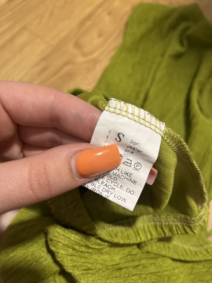 Vestiti: Robe verte – Usato da Le Locle venduto da Mayd_h 1