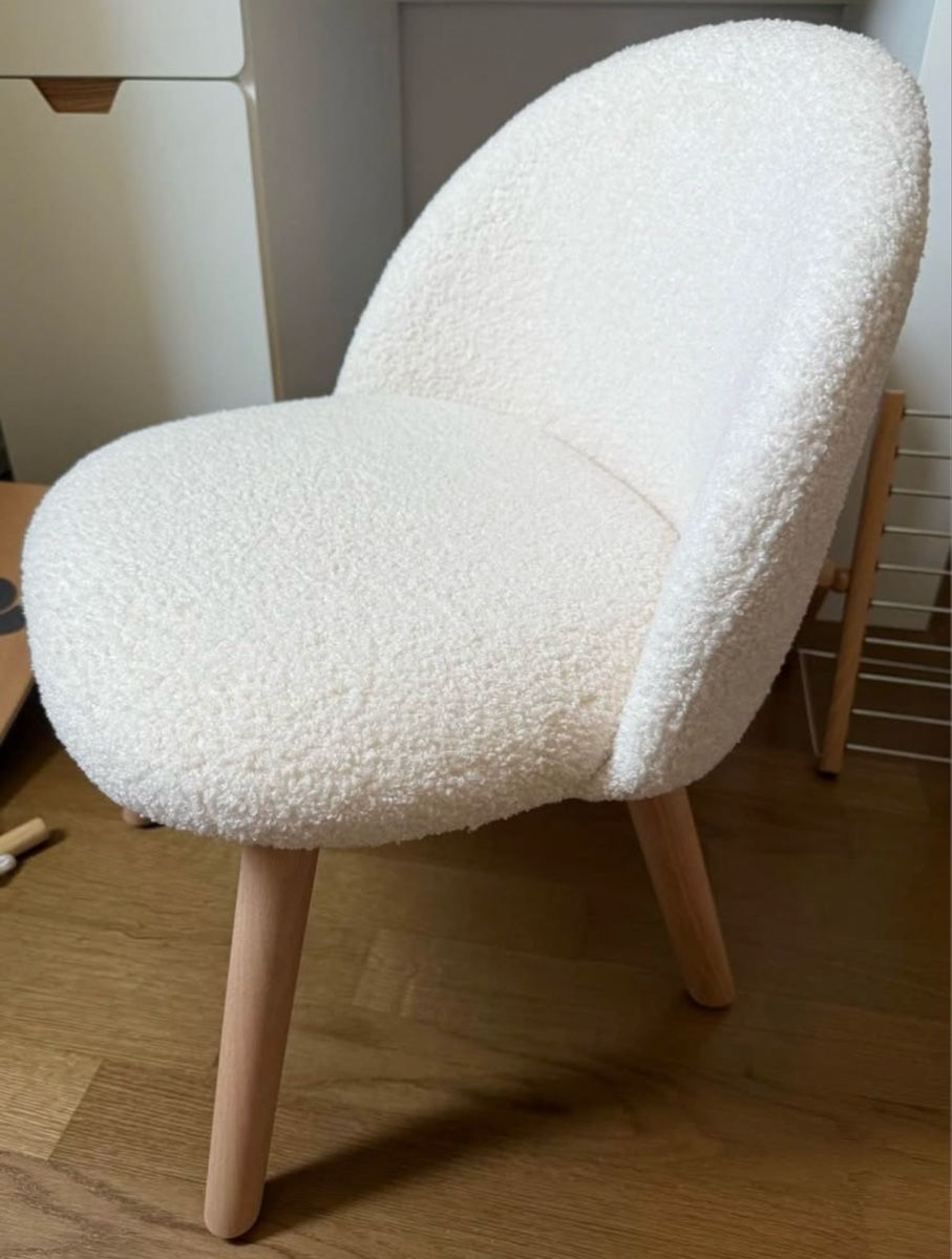 Chaises: Kinder Stuhl mit Webpelz NEU! – Neuf (Voir description) à Cham par JLo87 1