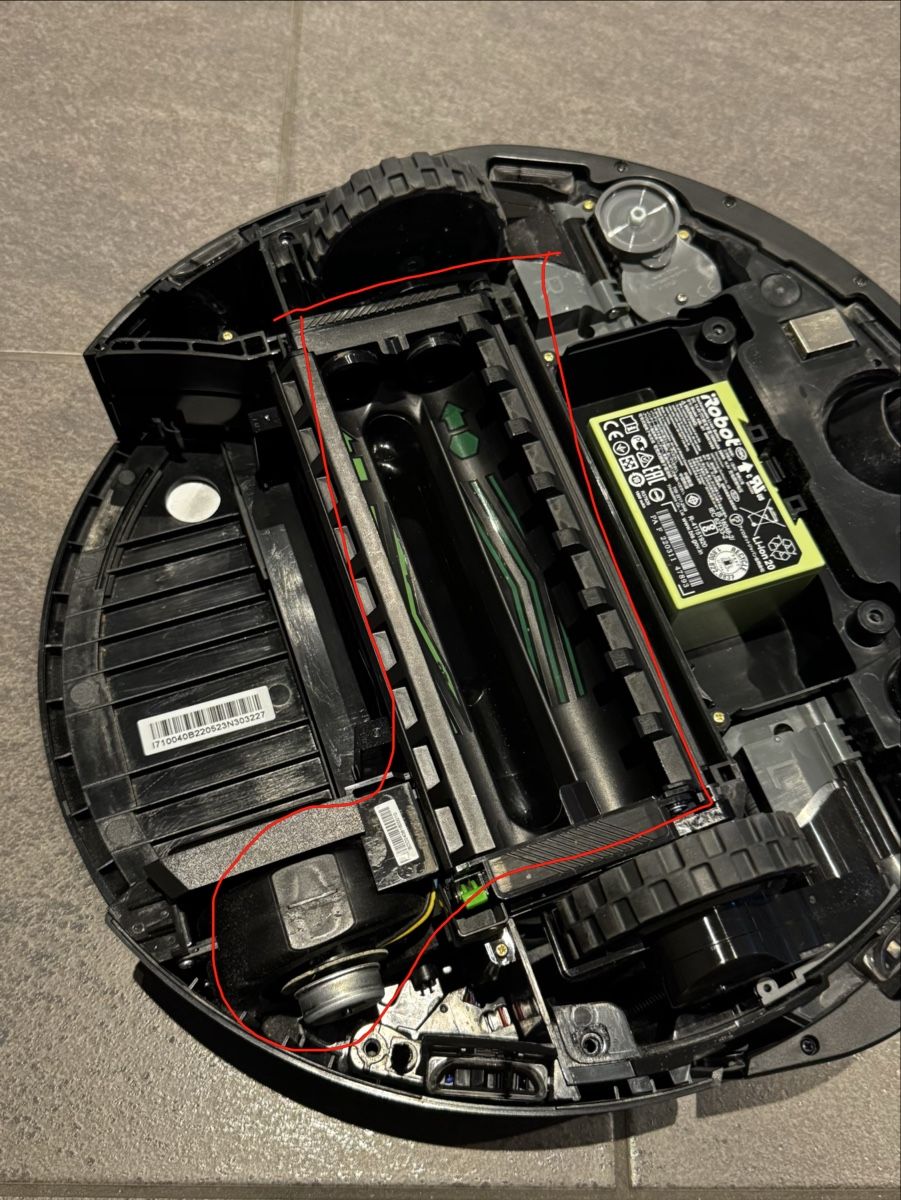 Irobot Staubsauger & Zubehör: iRobot Roomba Cleaning Head Modul – Gebraucht aus Scherz von spike22.5