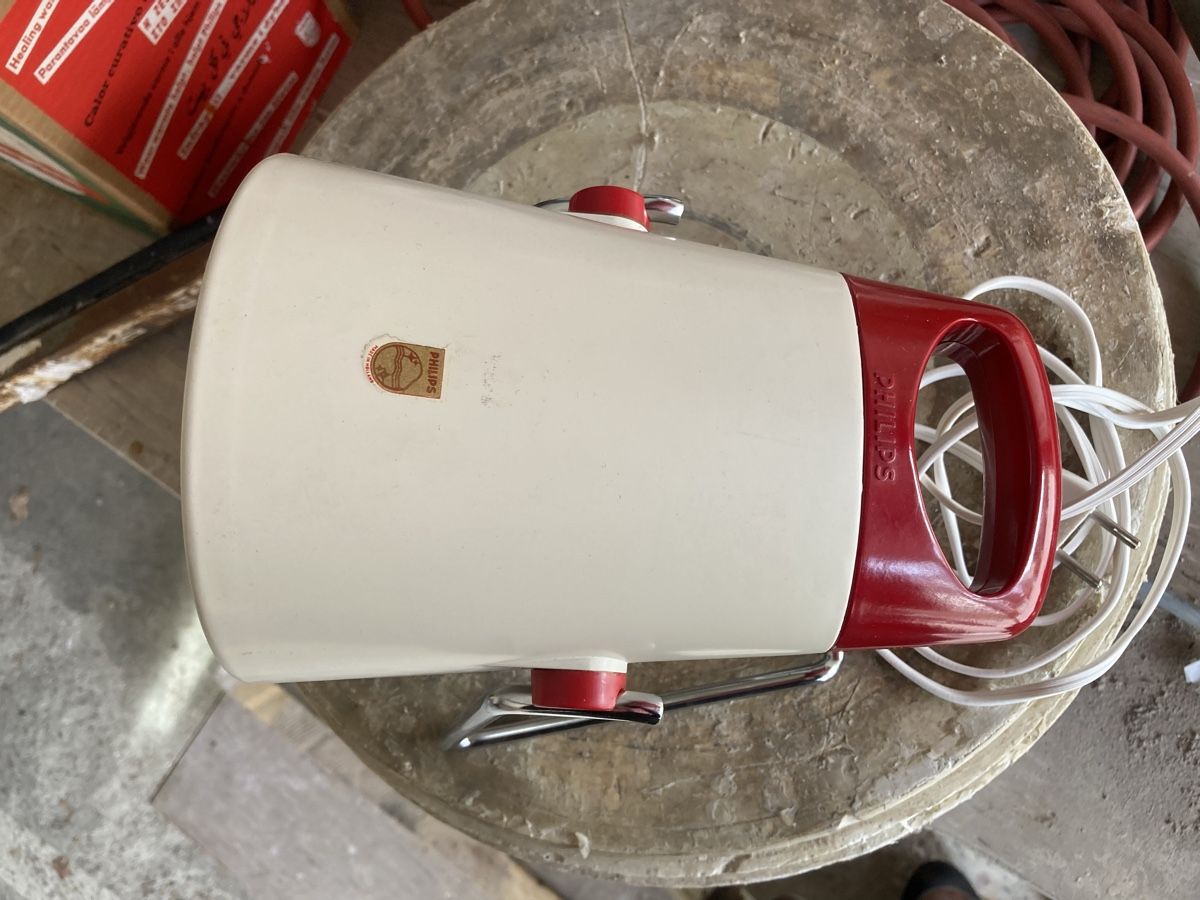 Lampade: INFRAROT LAMPE MID CENTURY DESIGN – Usato da Bottmingen venduto da Surubi 1