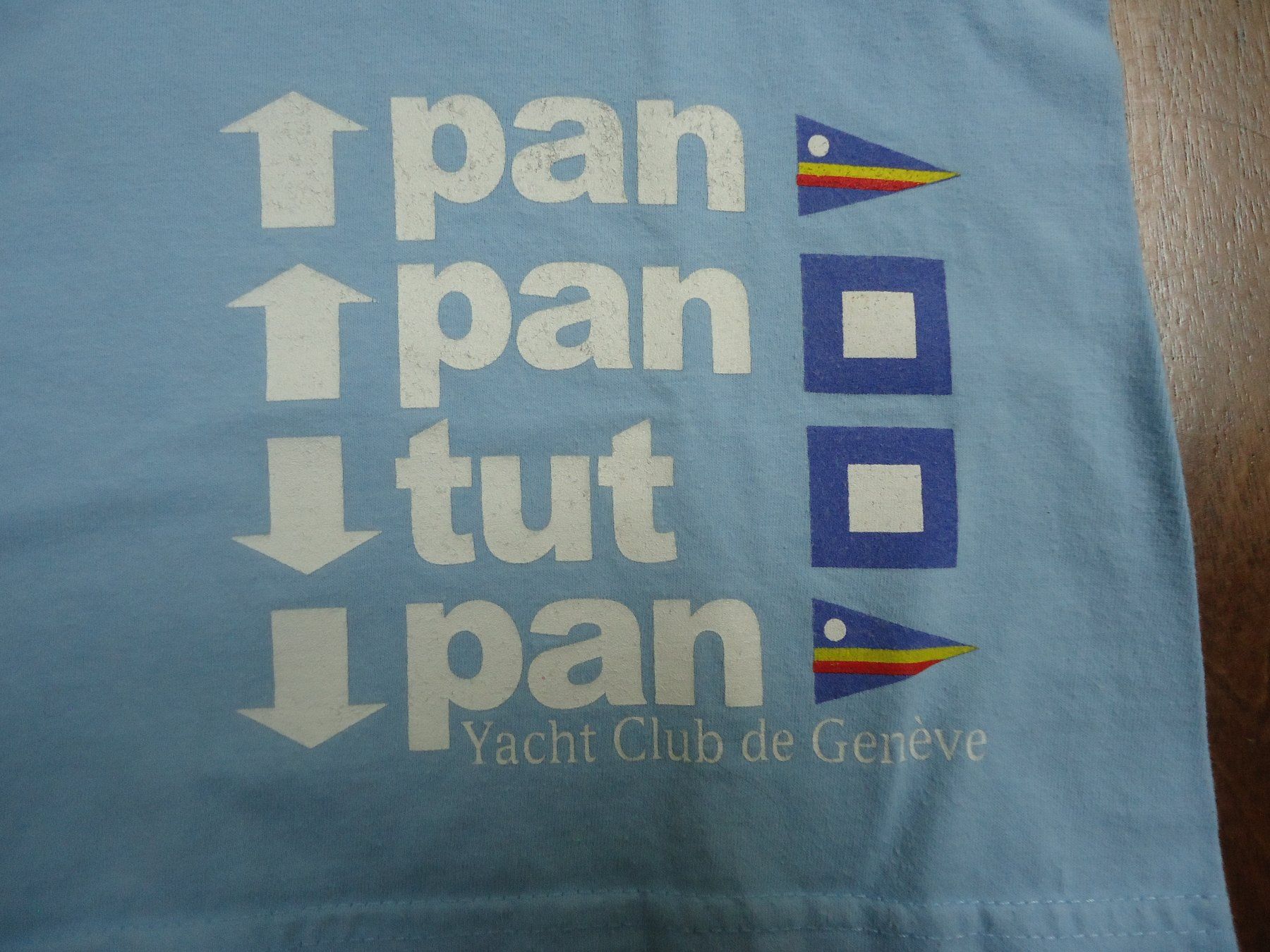 Camicie, T-shirt & Polo: T-shirt garçon - 8 ans 128 – Usato da Vessy venduto da mafabe 1