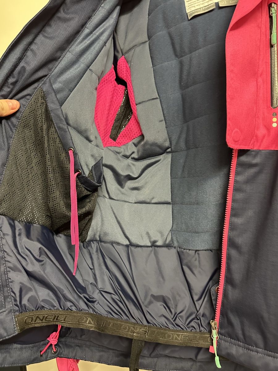 Sci: Oneill ski suit. Size XS . Good condition – Usato da Küssnacht am Rigi venduto da hor_dpb7 3