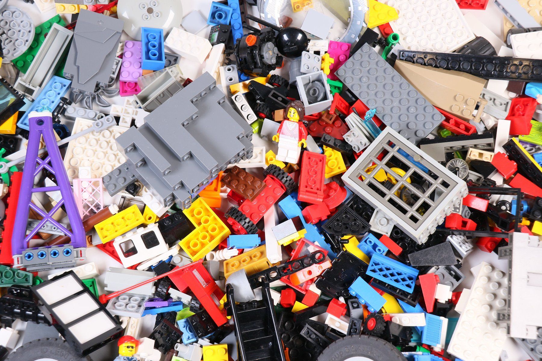 Lego Kit di costruzioni: 1.5 kg. Legoteile mit Minifiguren – Usato da Hettlingen venduto da Scholi99 2