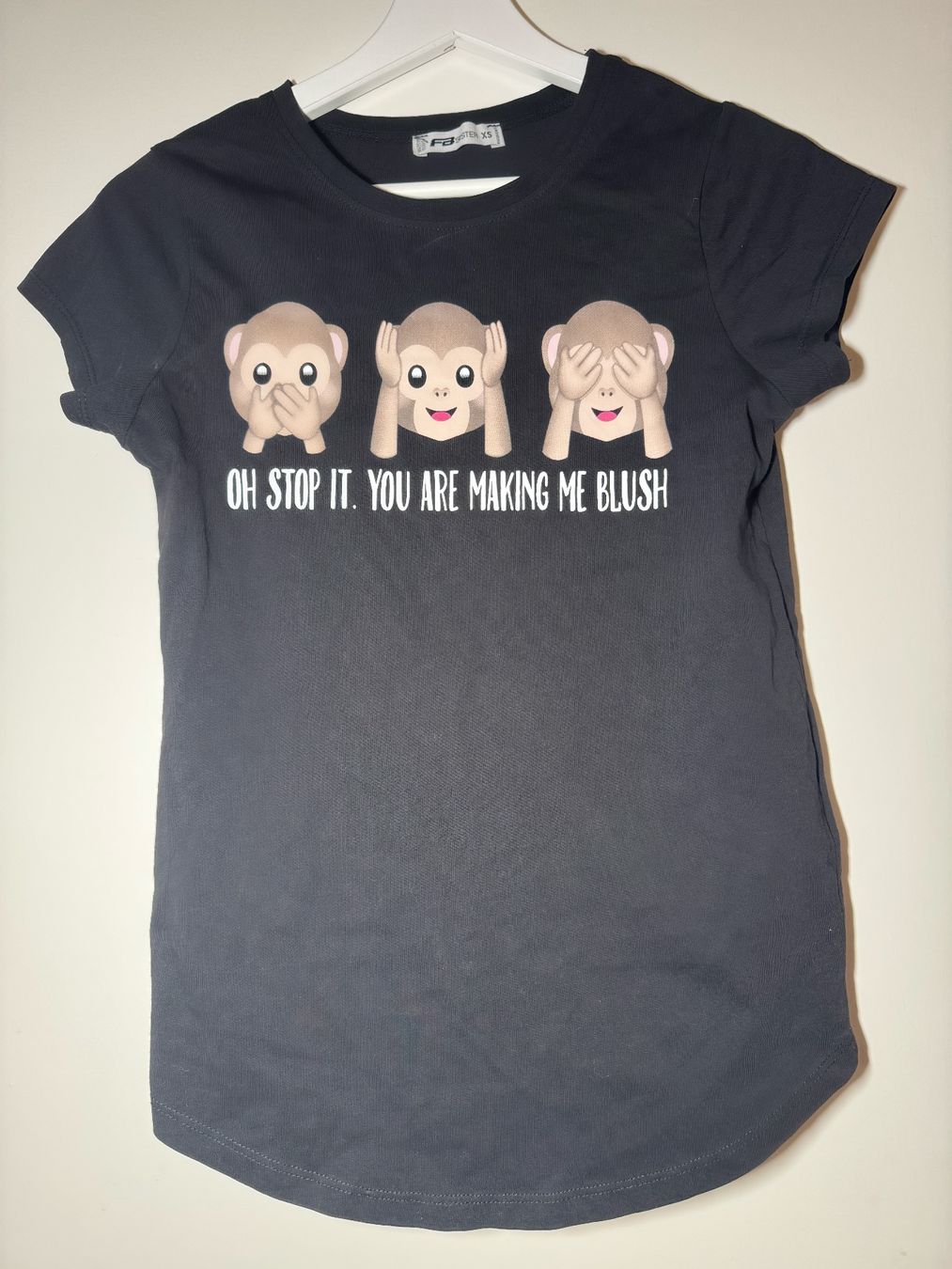 T-shirt: T-Shirt – Nuovo (secondo la descrizione) da Kaiseraugst venduto da Blondi_xx