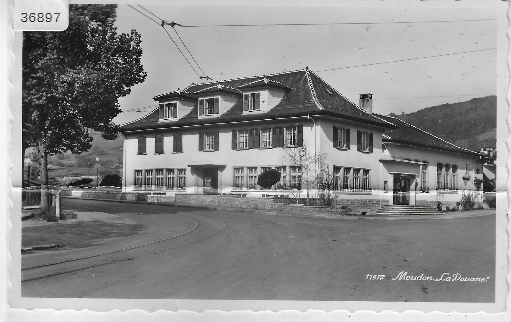 Cartes postales: Moudon - La Douane – Défectueux à Ettingen par Kartenplanet