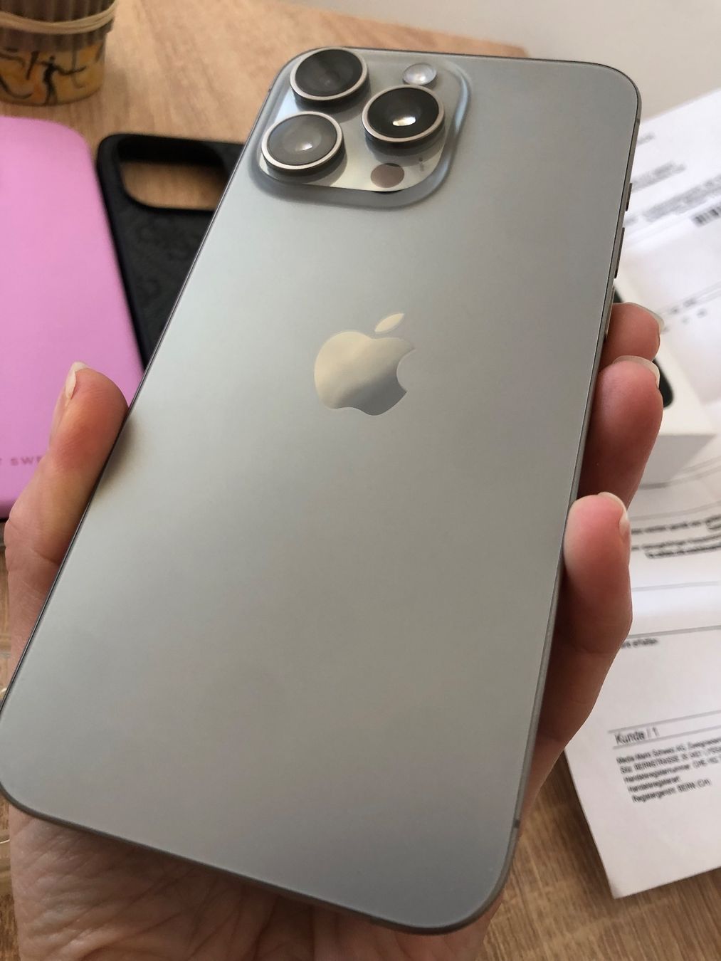 Apple Handys / Smartphones: iPhone 15 Pro Max 256Gb – Gebraucht aus Burgdorf von ssv_9t9f 7