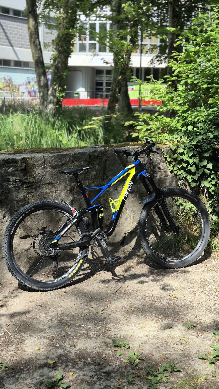 Radon Biciclette: Enduro Radon slide 160 carbon team replica – Usato da Morges venduto da Alex_9410 1