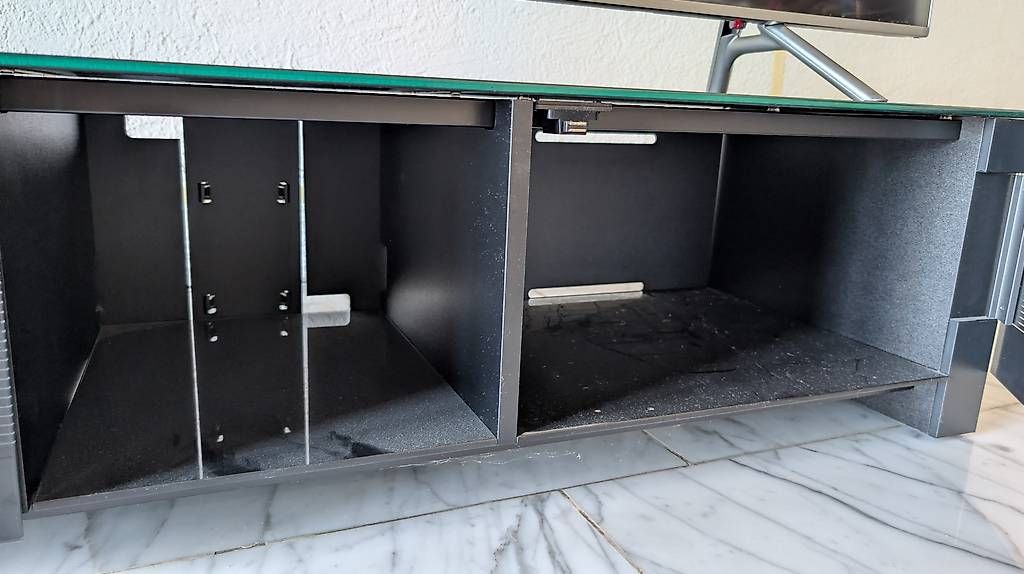 Mobili TV: Tv Lowboard schwarz – Usato da Maisprach venduto da mic_dzp6 1