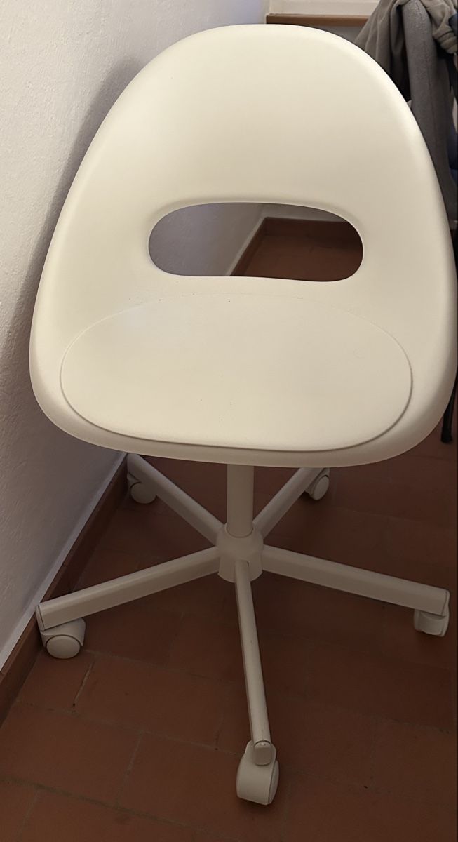 Sedie: Bürostuhl – Usato da Bern venduto da Geraldine025