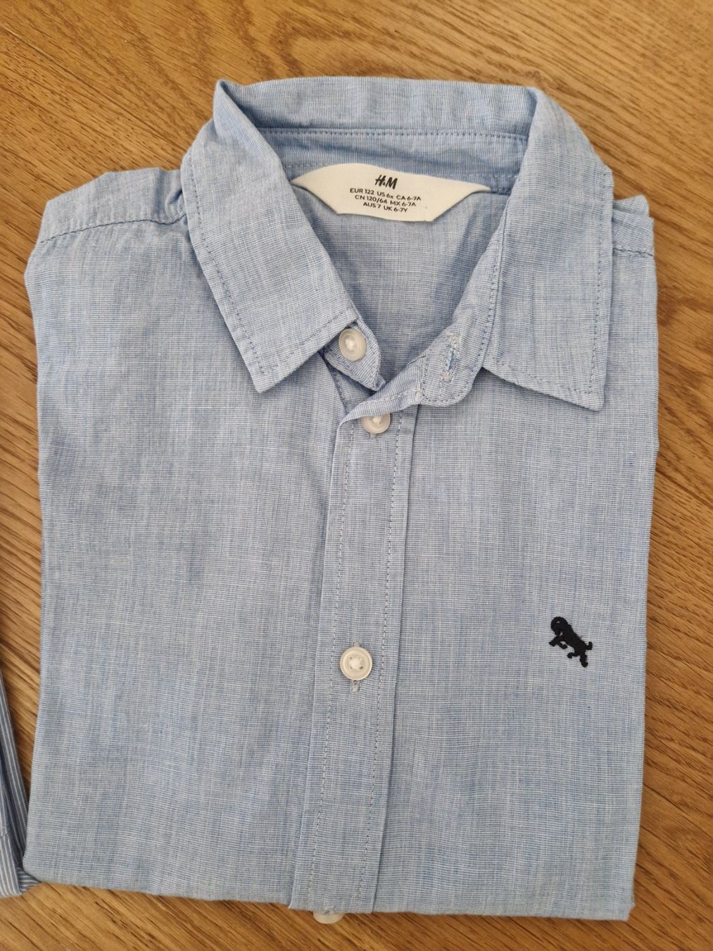 H&M Camicie, T-shirt & Polo: Hemden Gr. 122 und 128 – Usato da Davos-Dorf venduto da Bpelikan 2