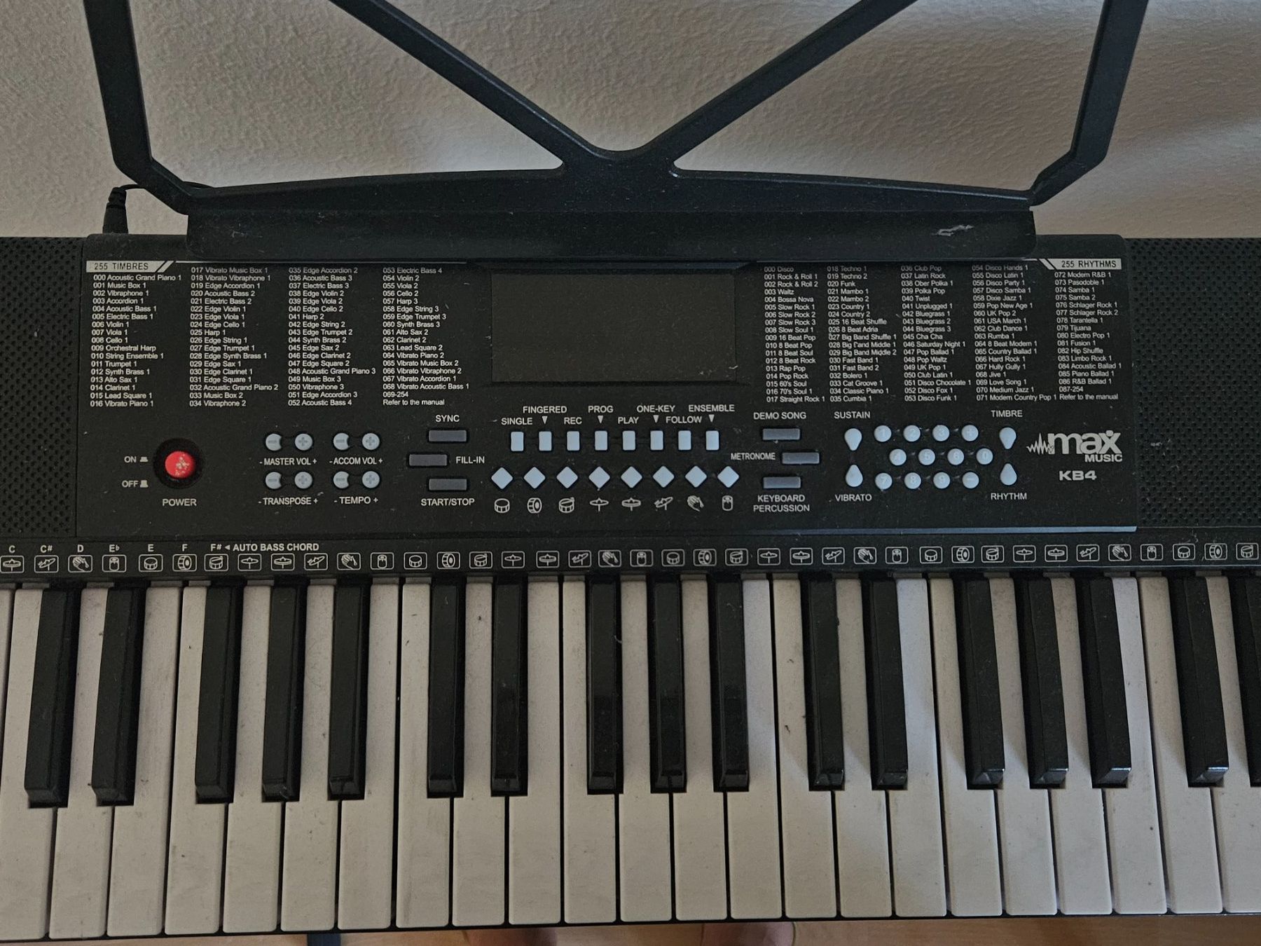 Strumenti musicali: Keyboard inkl. klappbarer Ständer – Usato da Basel venduto da meg65 1