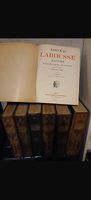 Nouveau Larousse illustré en 7 tomes.
