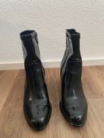 Tamaris Lack-Stiefeletten schwarz Gr. 39 – Blockabsatz