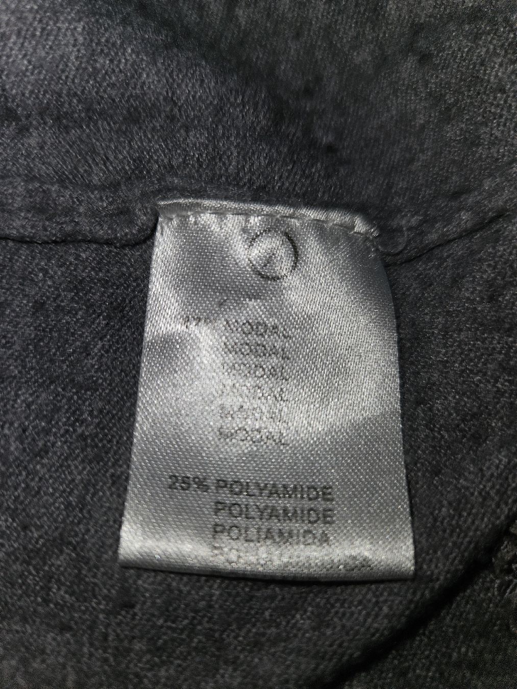 Maglioni & Felpe: Damen Pullover grau mit Perlen Grösse M/L – Usato da Rheineck venduto da Eulalia40 4