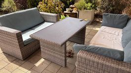 Brauche Platz, Gartenlounge in Grau/Braun, Tisch, 2-er, 3-er