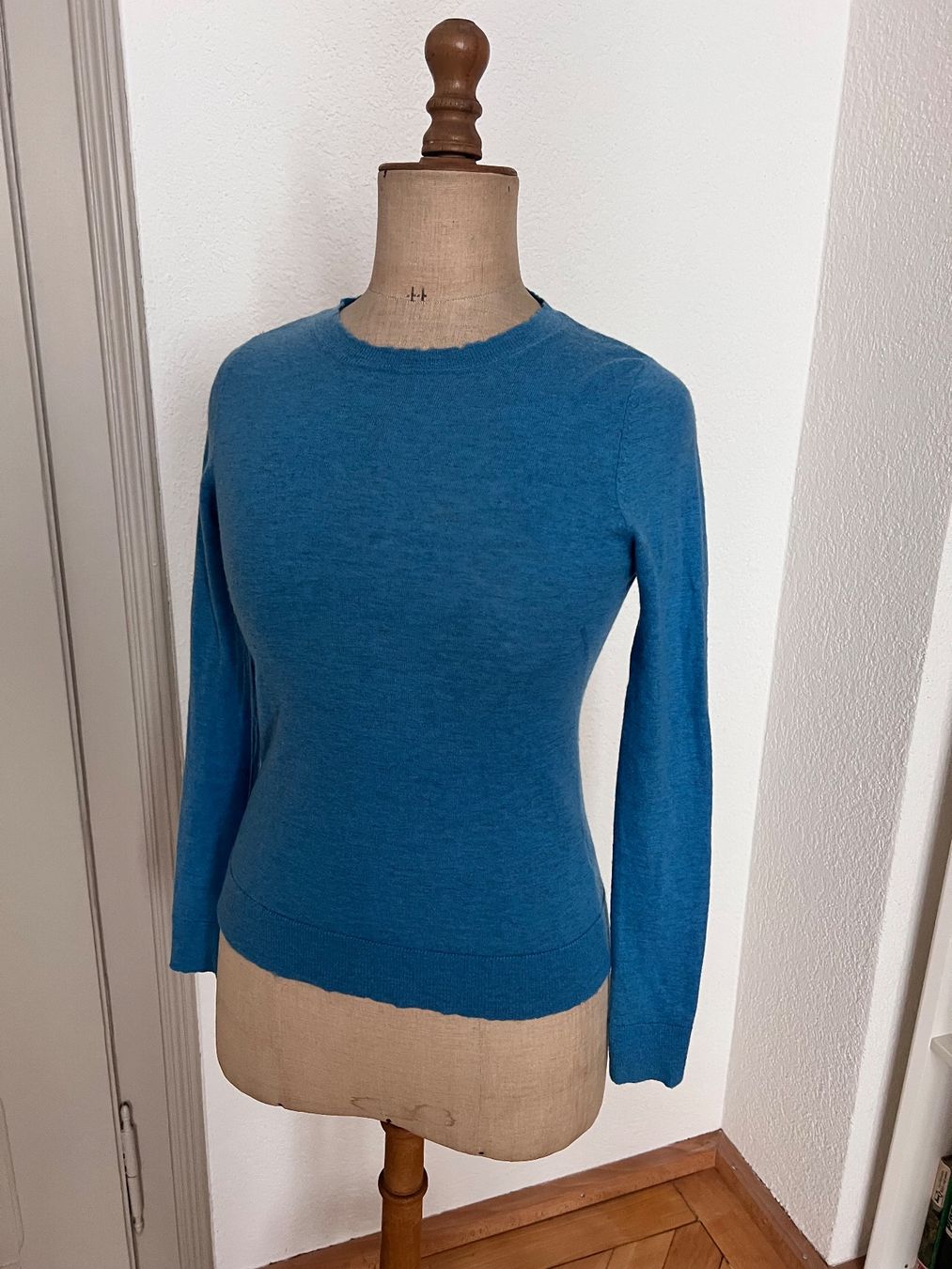 Maglioni & Felpe: Zadig&Voltaire Blauer Kaschmirpullover Gr.XS – Usato da Luzern venduto da dos_2fbx