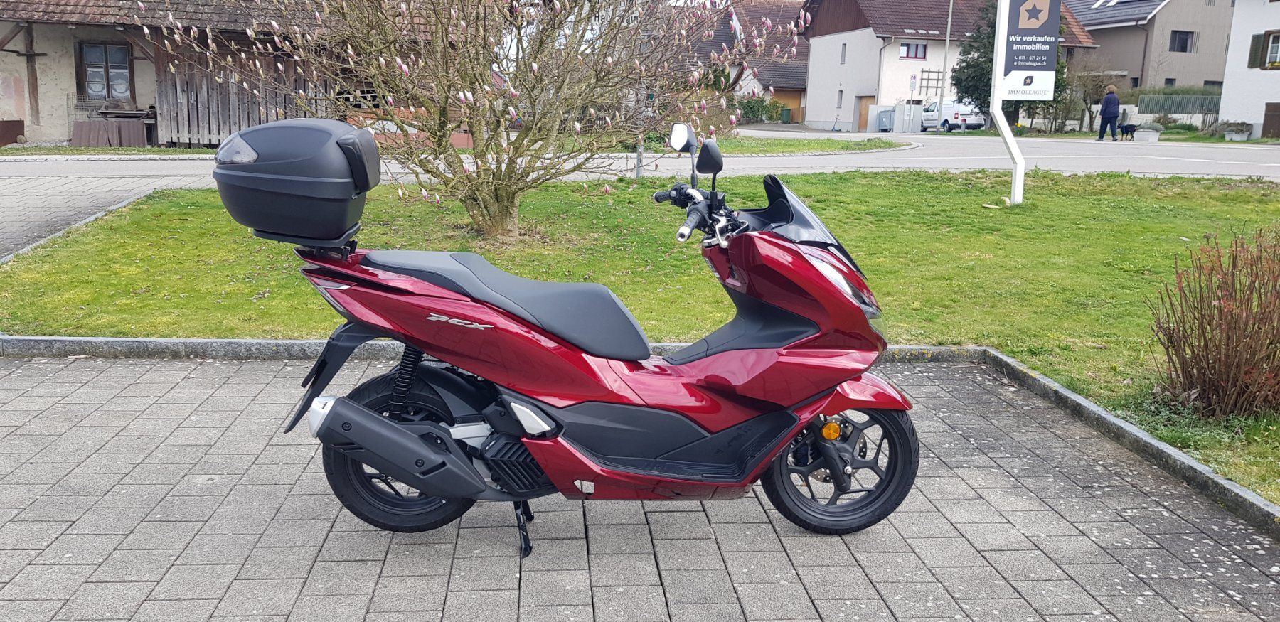 Scooters: Honda PCX 125 Roller – Gebraucht aus Thalheim von