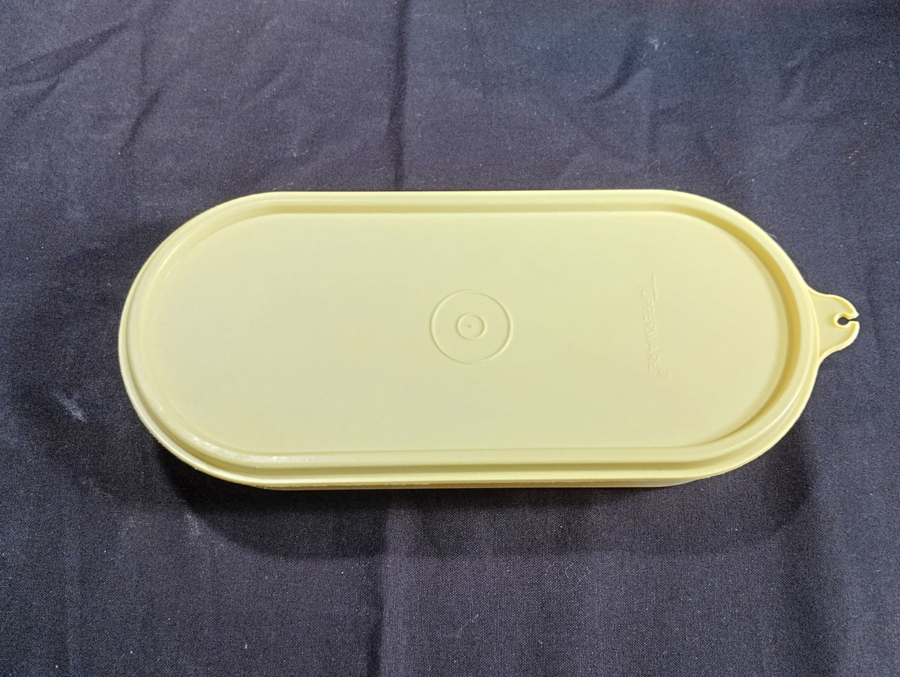 Tupperware Behälter & Ähnliches: Tupperware Behälter, gelber Deckel – Gebraucht aus Bellach von JingleCherry 2