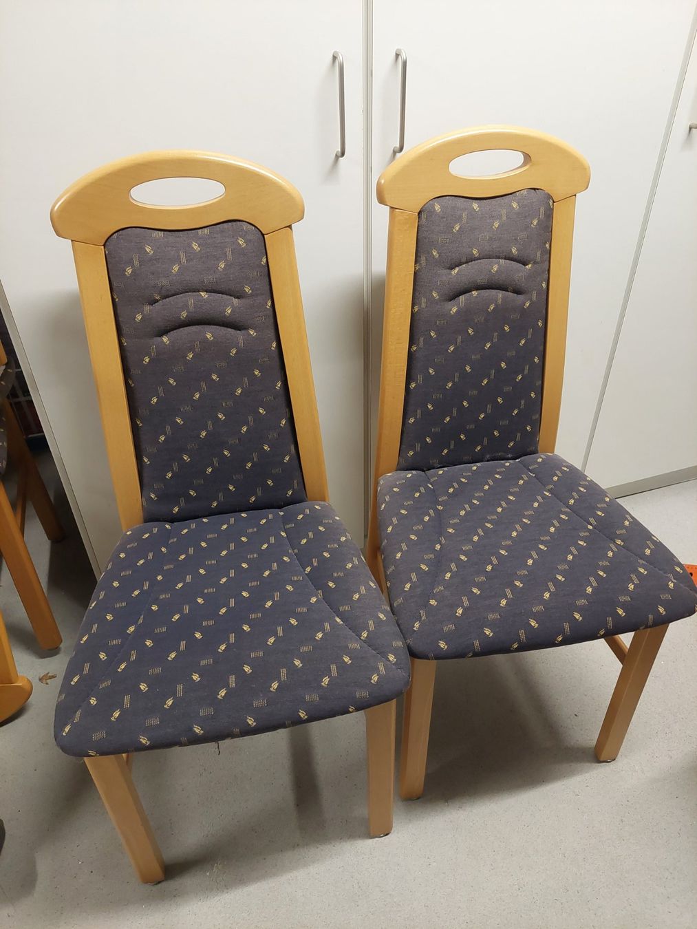 Chaises: Esszimmerstühle – D'occasion à Unterkulm par sch_d5c7 1