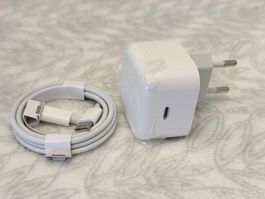 💛 Ladestecker + Kabel, USB-C - EU-Stecker - 40 W